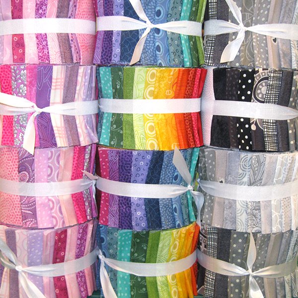 PelennaQuilts's tweet photo. We have new colour options now available in our strip rolls and 5 inch charm packs - red &amp; pink, black, white &amp; grey and a fun rainbow selection are all now available on the website! https://t.co/kn0LKw5YNr https://t.co/0vXGqJjGj2