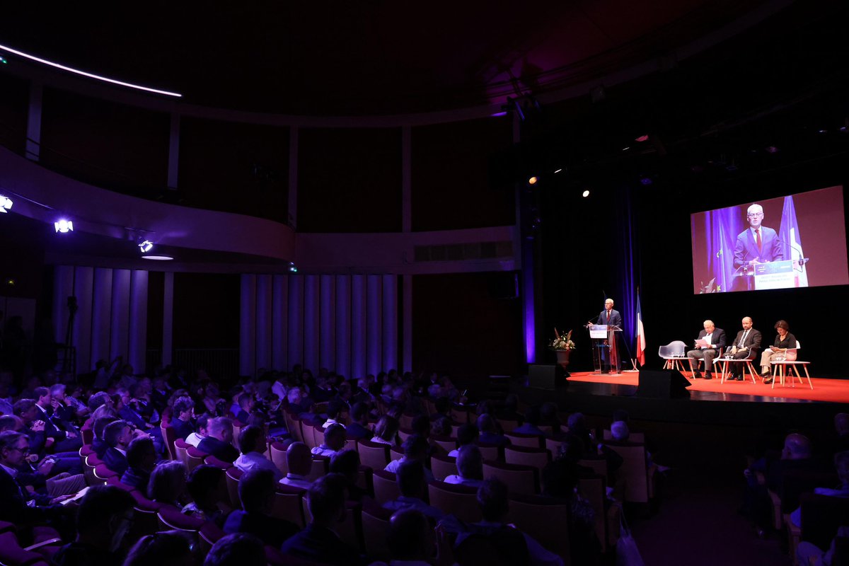 « Sans nous, pas de République au quotidien. Nos exigences face à
l’urgence. » 

👇Retrouvez la Résolution adoptée par l’APVF à l’issue des XXVIe Assises des <a href="/PetitesVilles/">APVF</a> à Amboise 

apvf.asso.fr/wp-content/upl…