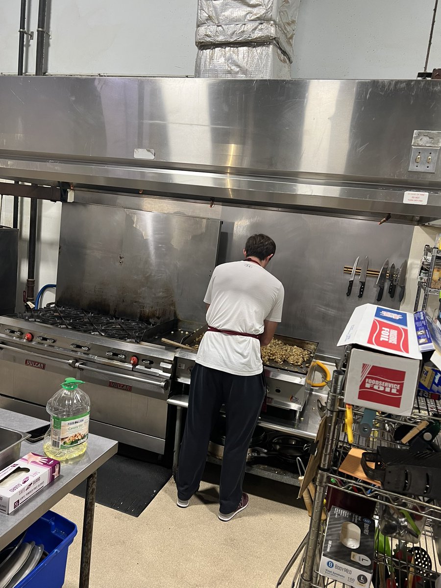 Ron Siers, Jr., PhD, MPM (@ronsiersjr) on Twitter photo Team 3 <a href="/SalisburyBB/">Salisbury Baseball</a> had relentless effort and passion this morning serving 74 food insecure members of our community at HALO. Thanks, <a href="/su_pds/">SU PDS</a> Sara Elburn, <a href="/jimfox_66/">Jim Fox, Ph.D.</a> <a href="/dsp643/">Dave Phillips</a> and Aiden Ruiz for your servant leadership. #ServantLeadership #DMTE <a href="/lahenry96/">lahenry96</a> <a href="/SUSeaGulls/">Salisbury Athletics</a> Team 3 <a href="/SalisburyBB/">Salisbury Baseball</a> had relentless effort and passion this morning serving 74 food insecure members of our community at HALO. Thanks, <a href="/su_pds/">SU PDS</a> Sara Elburn, <a href="/jimfox_66/">Jim Fox, Ph.D.</a> <a href="/dsp643/">Dave Phillips</a> and Aiden Ruiz for your servant leadership. #ServantLeadership #DMTE <a href="/lahenry96/">lahenry96</a> <a href="/SUSeaGulls/">Salisbury Athletics</a>