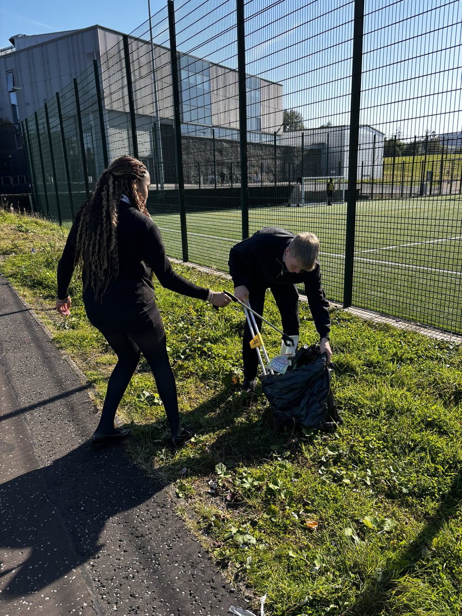 Miss S Semple tweet media