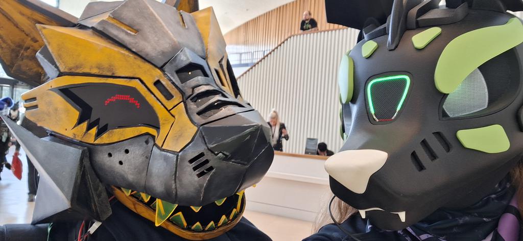 Viviyeen tweet media