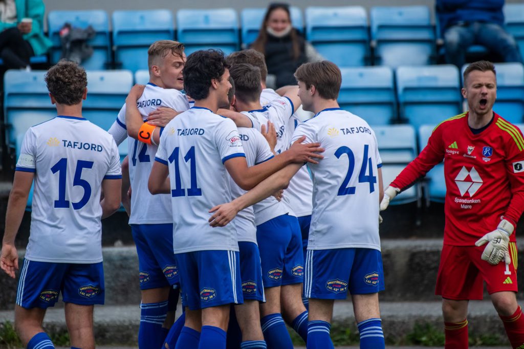 I dag topper vi laget og tar turen til <a href="/LangevgIL/">LIL-supporter</a> Kampstart 18.30