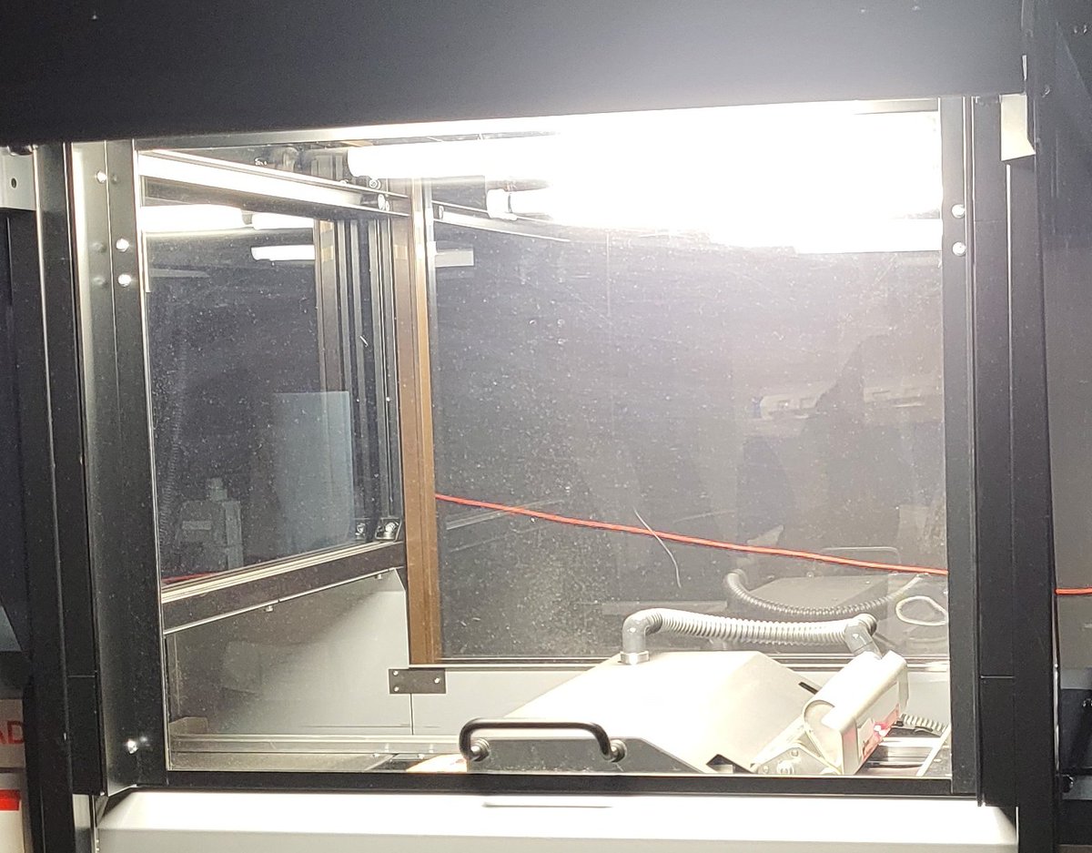 Day 5/5 post-#iPRES2024: We had a time-travelling experience with a visit to the Royal #Library of Belgium, Brussels: It was a walk from the 16th century Nassau Chapel to the 18th century Palace of Charles of Lorraine, and 1960s high-tech, ending with 2020s scan robots. 🙏