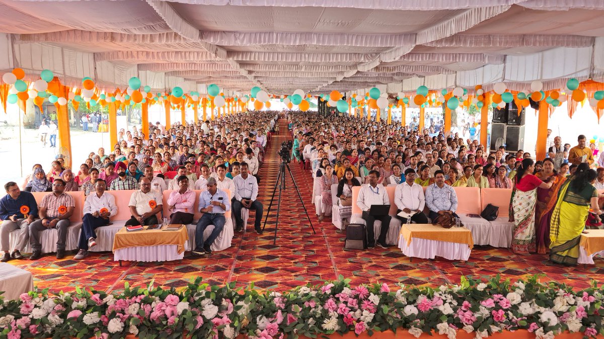 DM LAKHIMPUR KHERI tweet media