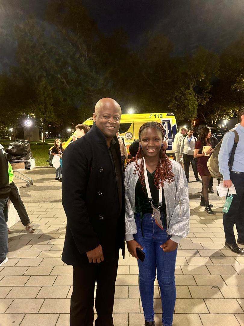 deborahquickpen's tweet image. What a moment this is for me! 😍
At the ongoing @FIDE_chess Olympiad in Hungary, I met with GM @MauriceAshley, the first black Chess Grand Master in the world. 
Thank you very much Sir for such an honour. 🙏🏾
You&apos;re a mentor, an Idol and a great inspiration for us all.