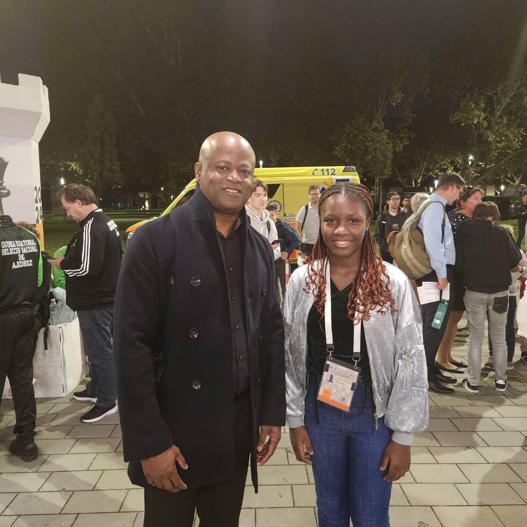 deborahquickpen's tweet image. What a moment this is for me! 😍
At the ongoing @FIDE_chess Olympiad in Hungary, I met with GM @MauriceAshley, the first black Chess Grand Master in the world. 
Thank you very much Sir for such an honour. 🙏🏾
You&apos;re a mentor, an Idol and a great inspiration for us all.