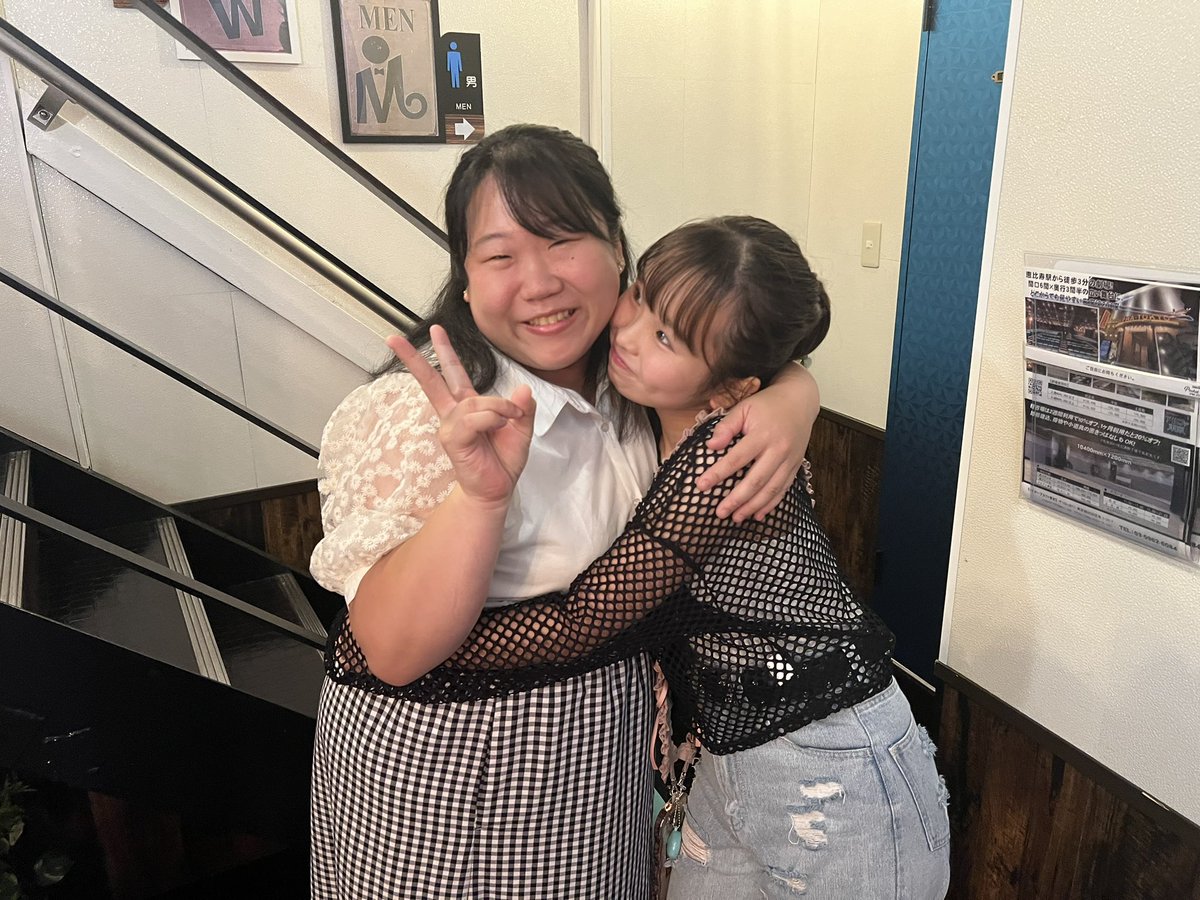 #BOW僕兄 
14時の回見てきましたー！！
あっという間の時間でした✨✨

兄と妹はストレート芝居でほんとに兄妹かと思うほどでした！

僕にだけやさしい古書室はストーリーが好きです笑笑
ねおちゃんには癒されました💕︎
前説から可愛くて楽しそうに演じてて勝手に親目線になってました😉笑