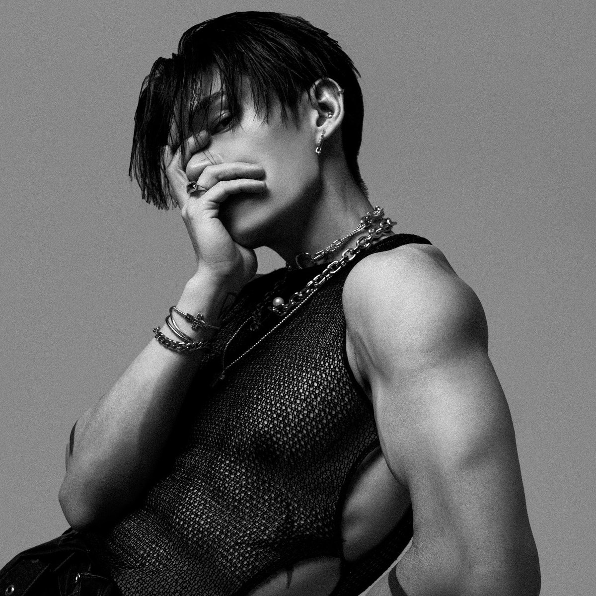 Taiwanese pop hearthrob KIRE explores the complexities of lust &amp; desire on 'l.s.d' — listen

bandwagon.asia/articles/taiwa…