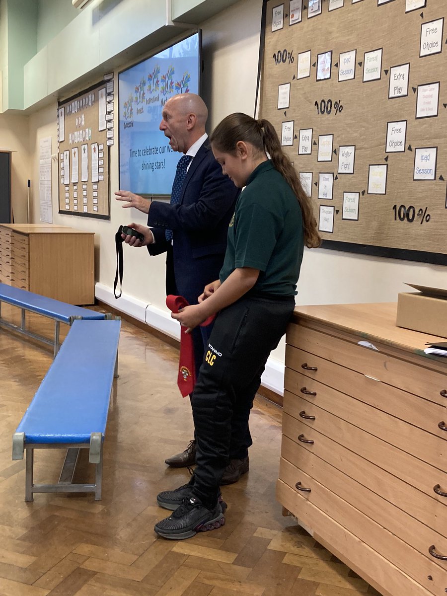 SpringwoodPE's tweet photo. Immensely proud as one of our pupils was presented with their Barnsley Schools FA tie after being chosen to represent Barnsley in the National English School FA competitions. Huge thank you to Stephen Gates the strategic Lead of the Barnsley Schools FA for attending #springwoodpe https://t.co/i7kOf9PeJC