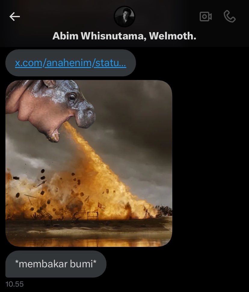 anahenim's tweet image. Hubby when he’s with me. This got me giggling.