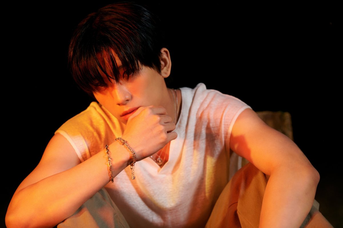 TofuPopRadio's tweet photo. คลั่งรักกันให้สุด 😍 #TYTAN ปล่อยเพลง YOBO 老婆 เวอร์ชั่นภาษาจีน ออกมาให้เหล่าธันเดอร์ได้ฟินกันทั้งไทยและอินเตอร์
อ่านต่อ: https://t.co/TWggwA1E87

#TYTAN_YOBO老婆 #TYTAN_YOBO #YoureOnlyBornOnce
#TYTAN1stMiniAlbum #ไทแทน #411Music
#TofuPOPRadio #TeroRadio https://t.co/OrTSkvDERL
