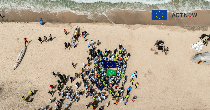 ComissioEuropea's tweet photo. 🌊 Per uns mars, oceans, platges i rius SENSE PLÀSTIC.
Al Dia Mundial de la Neteja, uneix-te a nosaltres en la conservació i neteja de platges amb la campanya 🇪🇺#EUBeachCleanup!
📣T'his vols unir? T'ho expliquem ⬇️
#PacteVerd #EUGreenDeal #WorldCleanupDay