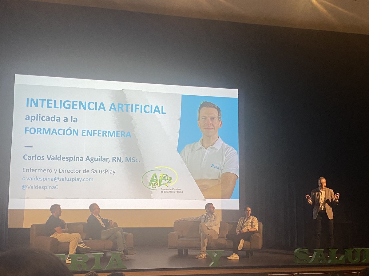 EnferEvidente's tweet photo. E @ValdespinaC nos conta o uso de IA na formación #AEES24 https://t.co/9TFblLZ9yx