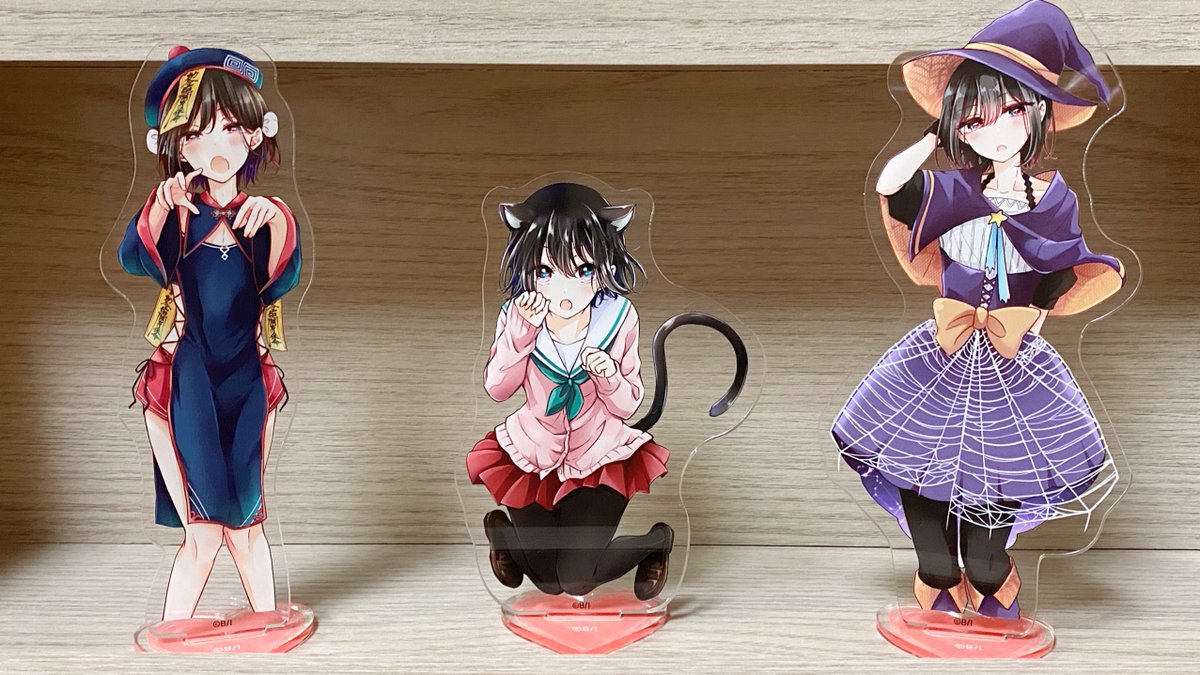 「アクリルフィギュアまいにち日浦第2弾ほぼ全種とハロウィンや猫日浦などのアクリルフ」|万丈梓 / おとつく５巻発売中のイラスト