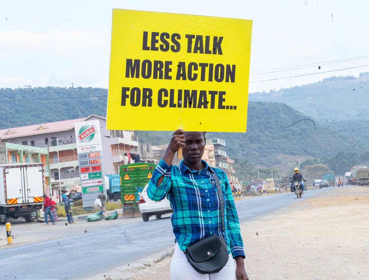 Brianomutianga's tweet image. Climate change is human rights issue and when handling issues around climate we need to focus on human rights approach and ensure equity in giving justice especially to the global south. #PayUp #EndFossilfuel @Greenpeaceafric @gp_kenyagroup