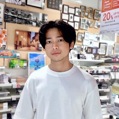 FT - فت tweet media