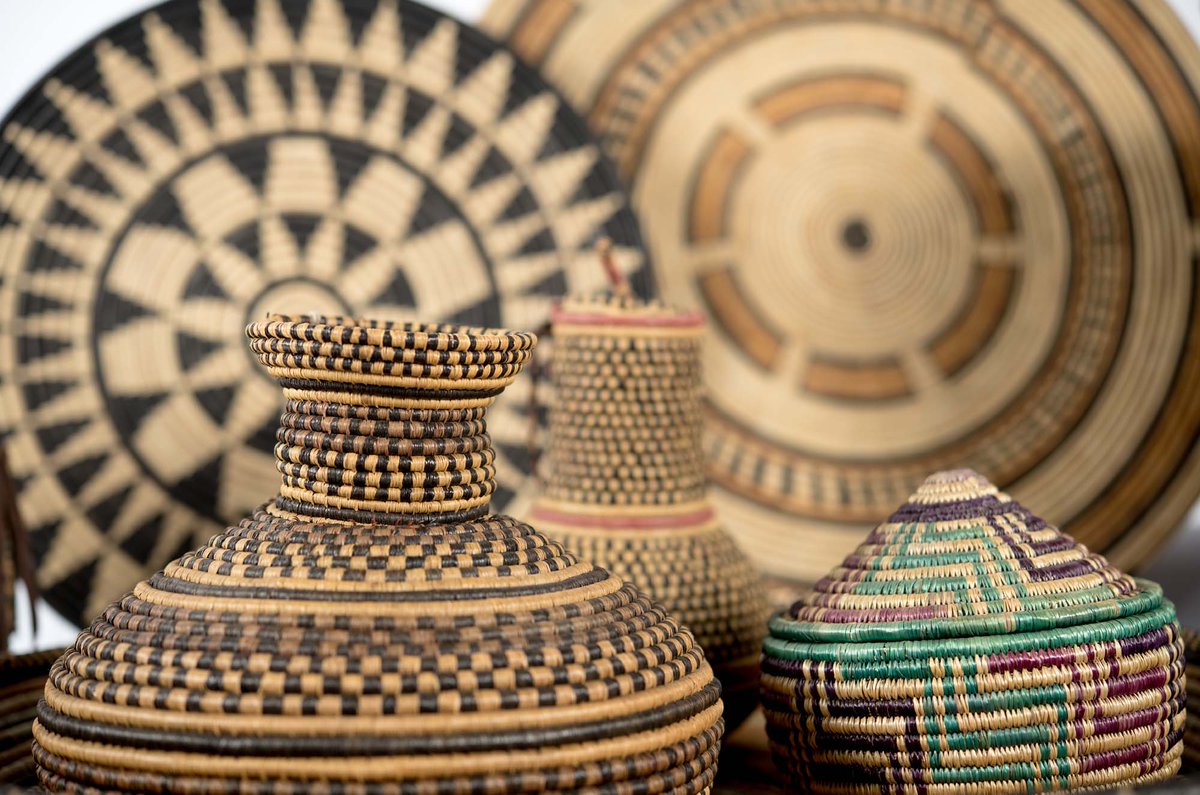 Beautiful baskets from around the world go on display at #Leicester Museum from tomorrow (Saturday).
Collected in the early 20th century by Harry Peach, founder of the Dryad company, the baskets form part of Leicester's 1,800-piece Dryad Collection. 
ow.ly/tSUU50Tom07