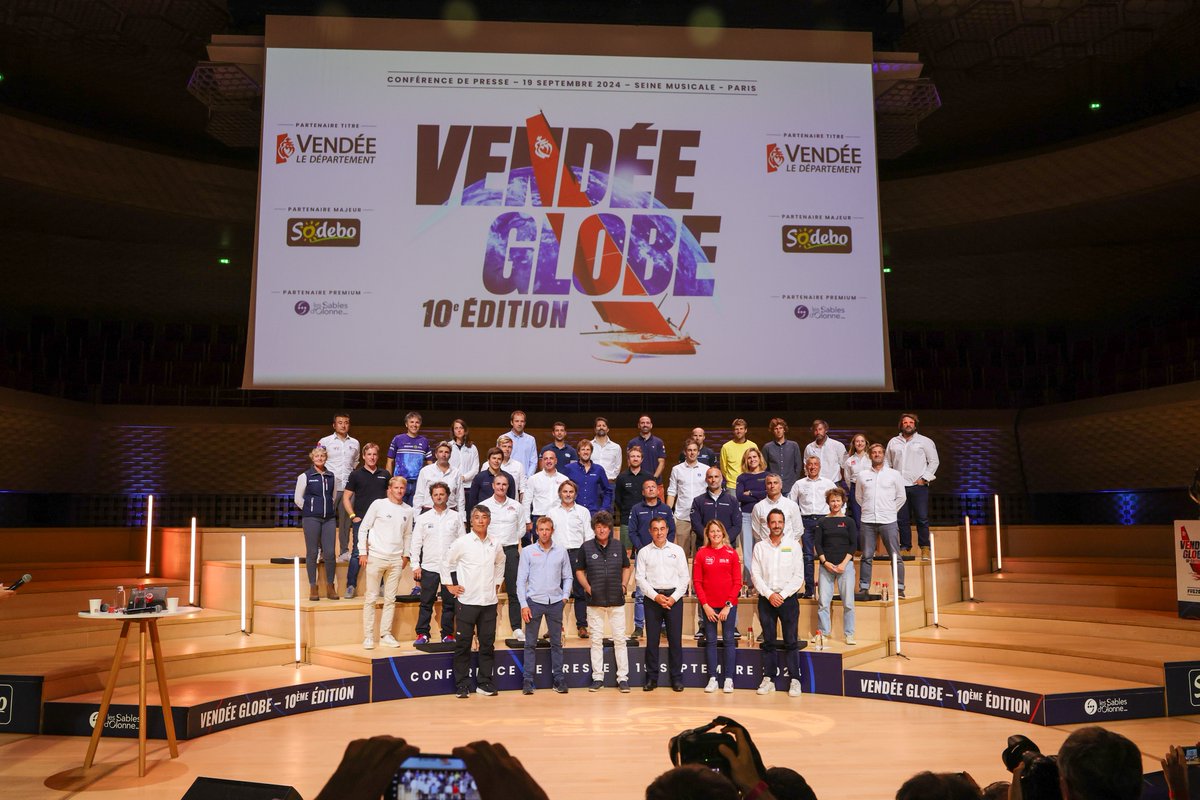 Violette Dorange (@violettedorange) on Twitter photo Je suis la benjamine de la course, mais aussi la plus petite !
Est-ce que vous m’avez trouvée sur cette photo de classe lors de la Conférence de Presse du <a href="/VendeeGlobe/">Vendée Globe</a> ? 😄
📸 Jean-Marie Liot / Alea / VG2024 Je suis la benjamine de la course, mais aussi la plus petite !
Est-ce que vous m’avez trouvée sur cette photo de classe lors de la Conférence de Presse du <a href="/VendeeGlobe/">Vendée Globe</a> ? 😄
📸 Jean-Marie Liot / Alea / VG2024