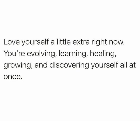 PrettyLittleThing tweet media