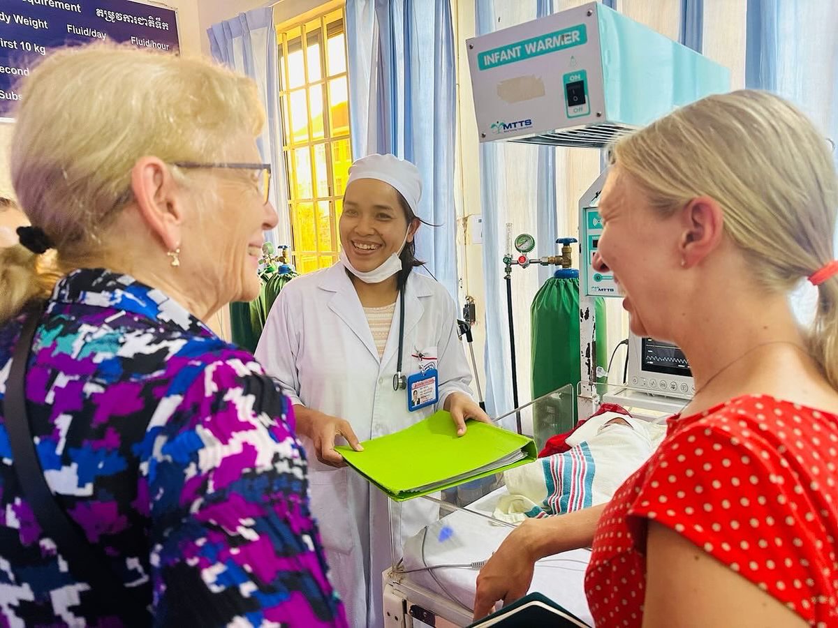 It is not cold weather in the USA yet but The University of Minnesota med.umn.edu/bio/tina-slush… and Harvard nutrition.hms.harvard.edu/people/krysten… are in our house over seeing things. We think it is because they care. ❤️❤️