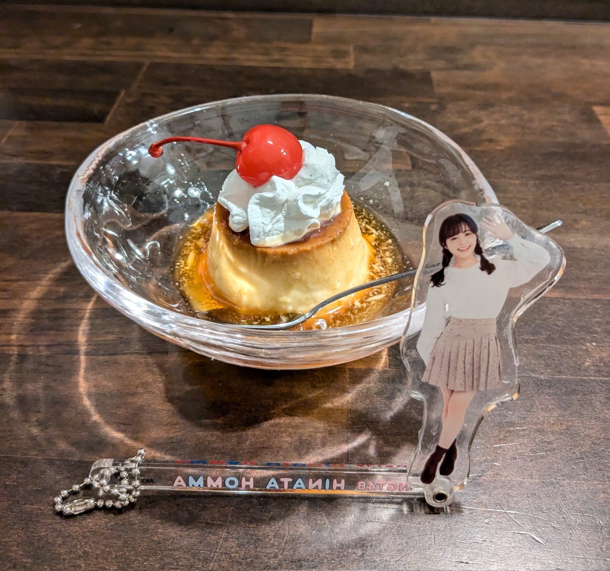321dora321's tweet photo. 今日の夕食はNIHACHIさん😚
サーモンとはらこのライスボール😋
サーモンとはらこ、村上と言えばこれですね🐟️
美味し過ぎて、あっと言う間に完食🤤
デザートの固めのプリンも美味しかったな🍮
ご馳走様でした🙏
#NIHACHI https://t.co/SawUJk2jHg