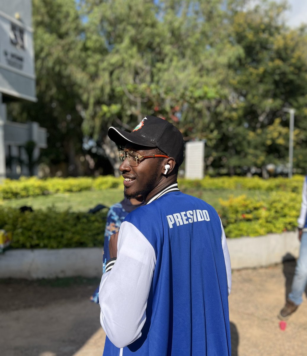 AbubakarAlihsa1's tweet image. B.Eng. Electrical Engineering - ABU Zaria