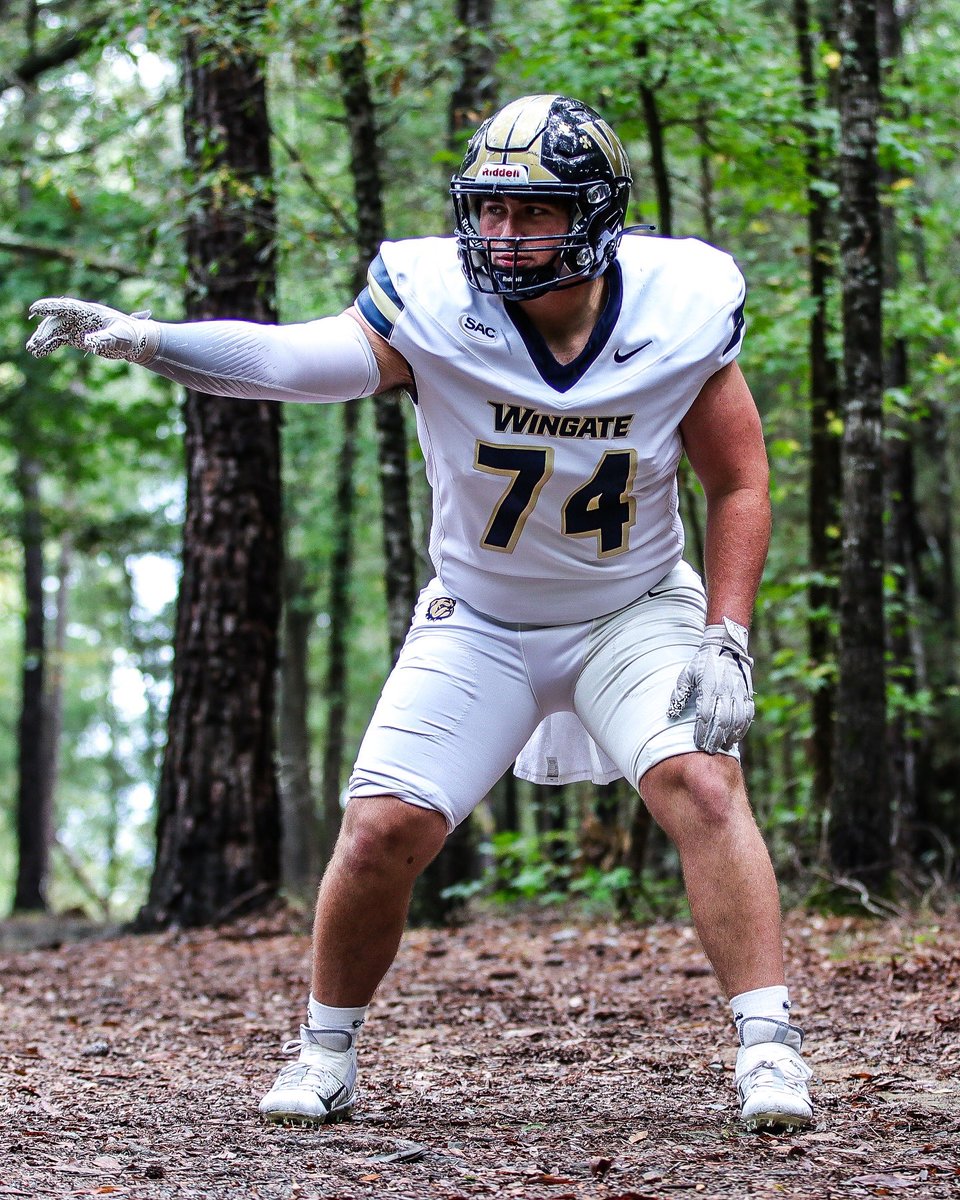 WingateFb's tweet photo. Week 3️⃣ threads: 🪡🧵 

Road Whites. 

‘Dogs start conference action this weekend at Carson-Newman.

 #OneDog https://t.co/YAT4IYDUzo