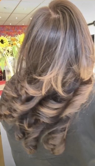 CHILLI REDS SALON tweet media