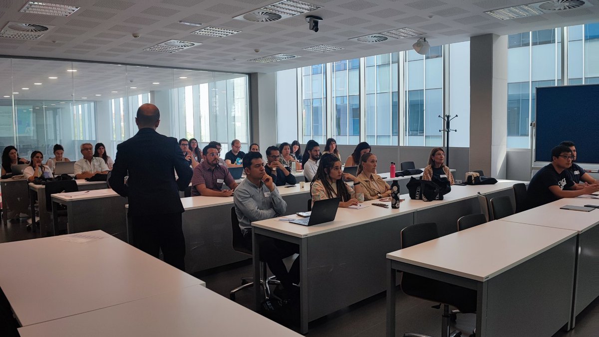 Càtedra INCREA - UJI (@cincrea) on Twitter photo Iniciamos la jornada interuniversitaria de #5UCVCienciaEmprende con la intervención de Jose Javier Ruiz.
Participa <a href="/UJIuniversitat/">Universitat Jaume I</a> <a href="/UVempren_/">UVemprén</a> <a href="/IDEASUPV/">IDEAS UPV</a> <a href="/observatorioumh/">Observatorio UMH</a> <a href="/UA_Universidad/">Universidad de Alicante UA</a> #campus5ucv <a href="/GVAinicotur/">GVA Inicotur</a> Iniciamos la jornada interuniversitaria de #5UCVCienciaEmprende con la intervención de Jose Javier Ruiz.
Participa <a href="/UJIuniversitat/">Universitat Jaume I</a> <a href="/UVempren_/">UVemprén</a> <a href="/IDEASUPV/">IDEAS UPV</a> <a href="/observatorioumh/">Observatorio UMH</a> <a href="/UA_Universidad/">Universidad de Alicante UA</a> #campus5ucv <a href="/GVAinicotur/">GVA Inicotur</a>