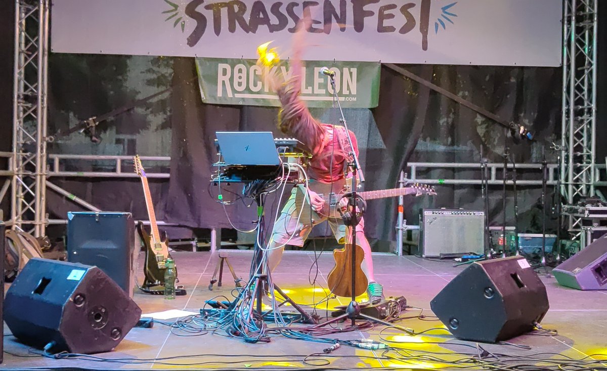 RockyLeon's tweet photo. Photos from last year's Südwind Strassenfest.

Tomorrow (Saturday, 21st of September) I will be supporting Moby Stick at their album release Party in #Salzburg at @Rockhouse_Sbg.

follow my insta for more videos!

#livemusic #Austria #RockyLeon #Mobystick #goodtimes #reggae #fun https://t.co/3f9awzWpPt