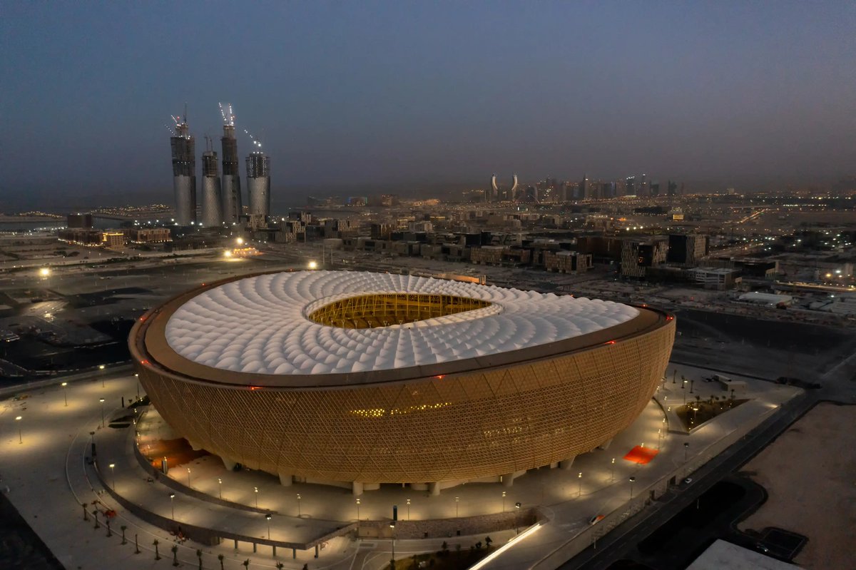 StretfordPaddck's tweet photo. 🏟️🚨 Foster + Partners - a world-renowned architecture studio - is set to be appointed by #MUFC to develop the Old Trafford Stadium District.

The company boasts an impressive portfolio, including the redevelopment of Trafalgar Square and Lusail Stadium 🏗️ https://t.co/oRQL8LheAL