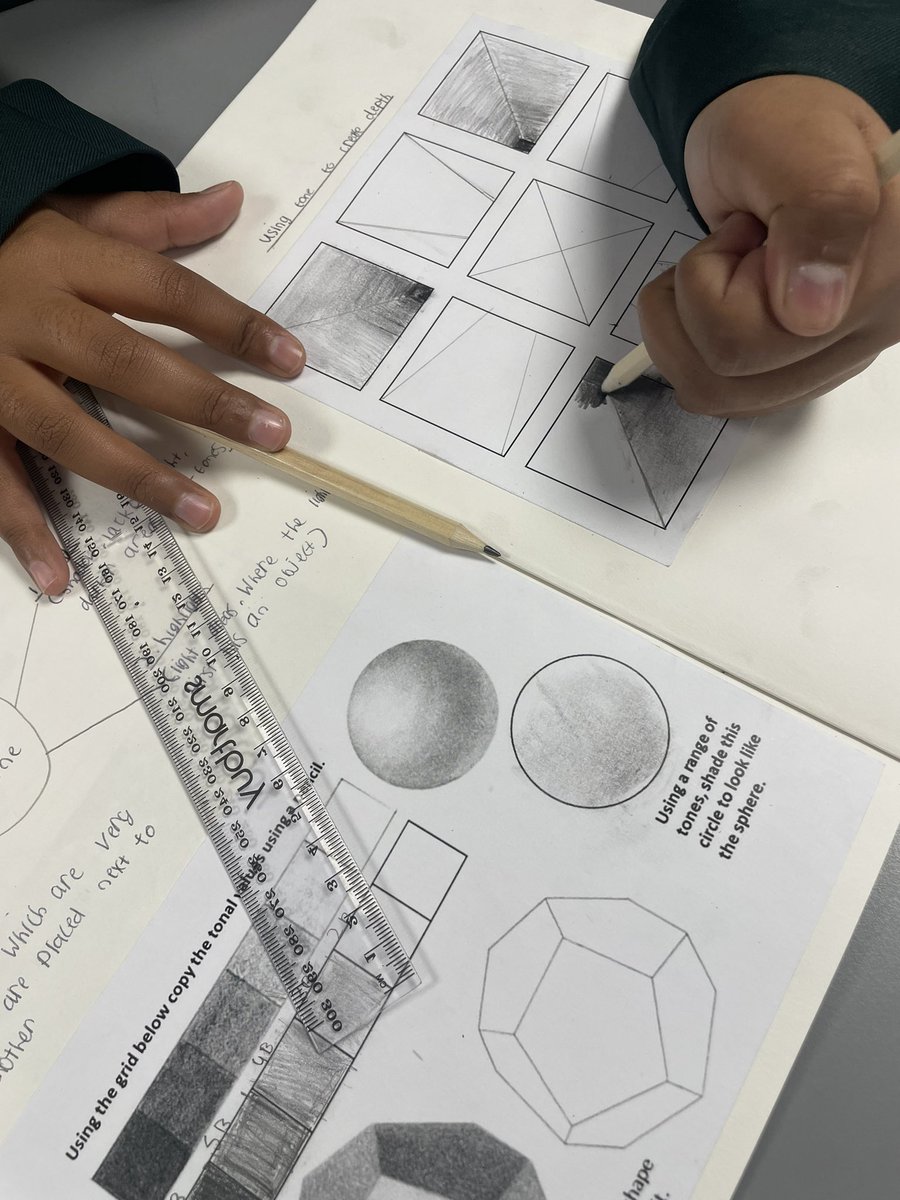 ewokinterm's tweet photo. This week year 7 @BrookMeadAcad art scholars looked at how to create the illusion of depth using tone,implementing their prior knowledge of perspective. 🔲🔳 #brookmeadacademy #art #education https://t.co/y92OpKwFCD