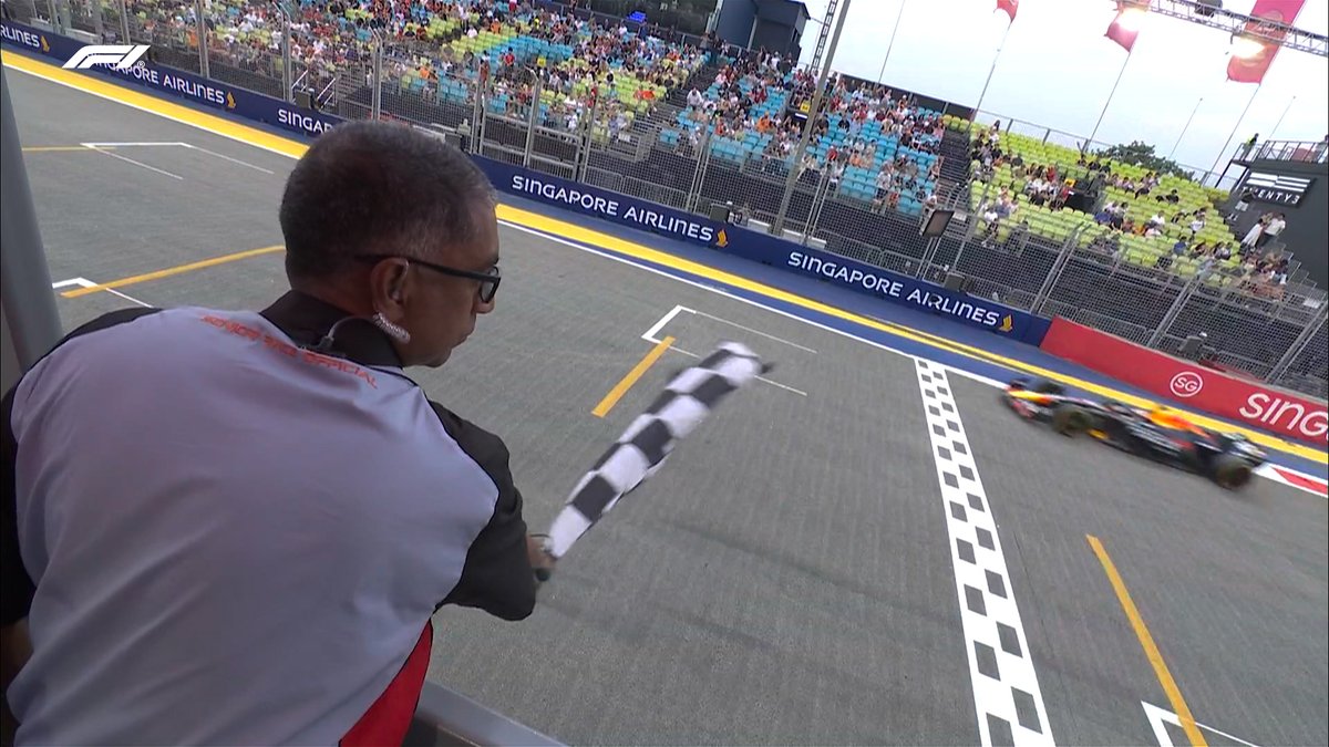 F1's tweet image. 🏁 END OF FP1 🏁

Leclerc
Norris
Sainz
Verstappen
Tsunoda
Piastri
Ricciardo
Albon
Alonso
Ocon

#F1 #SingaporeGP