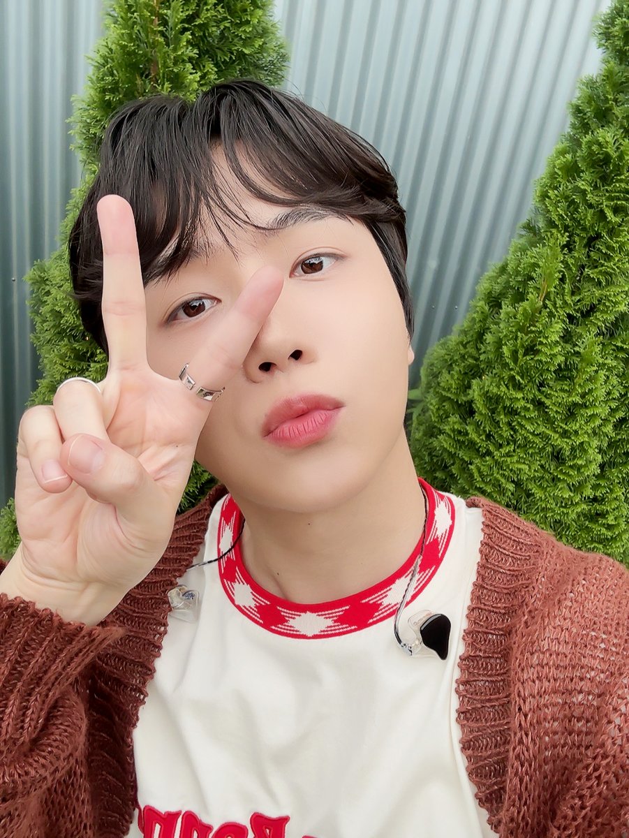 CUBE_PTG's tweet photo. [📸] 240920 @ #1theK #야외녹음실

🔗 https://t.co/k69nnY1GSG

#펜타곤 #PENTAGON
#진호 #JINHO
#CHORD #Teddy_Bear https://t.co/E3VC5xVJCx