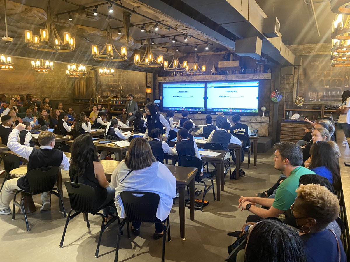 Mr Done’s first day <a href="/ronclarkacademy/">Ron Clark Academy</a> in Atlanta 🇺🇸 has been inspiring. Here are a few photos of the school and lessons ⭐️ He can’t wait to share the videos and photos with pupils at Masefield.

He also got to see a very famous footballer 🇦🇷 👀

@lbqorg <a href="/andyidone/">Andy Done</a>