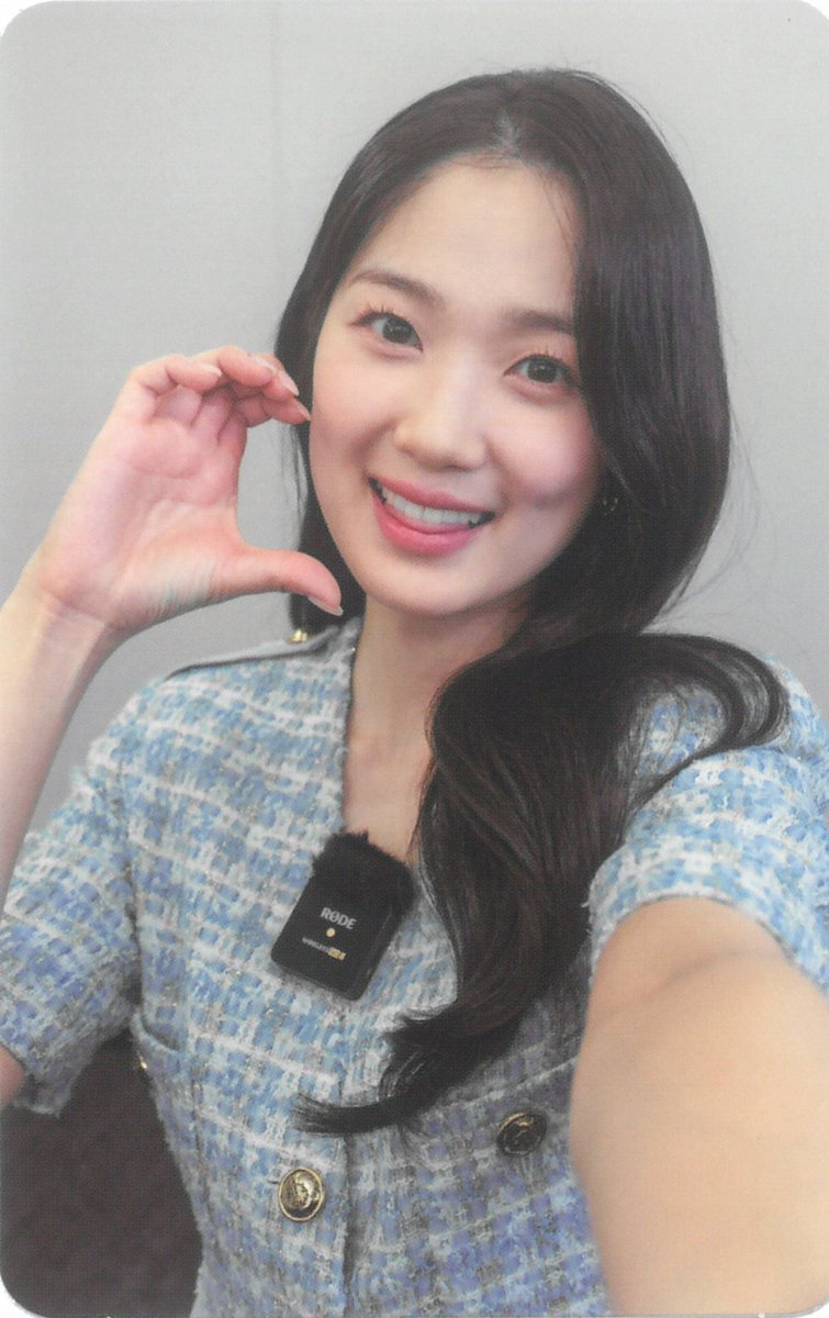 seoulsmoon's tweet photo. Kim Hyeyoon Photocard from Lovely Runner Photo Essay Inclusions

ㅡ Please do not misuse https://t.co/KHjp7C1gRO