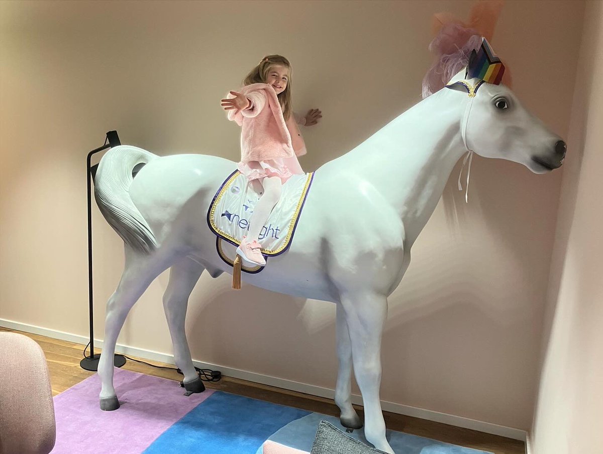 ITKnowledgeBnk's tweet image. As usually the room is full at the Munich Datageeks Meetup but this time there was a special mini guest!

#munich #munichdatageeks #datascience #events #meetup #itknowledgebank #datascienceprincess #netlightconsulting
@DataMunich