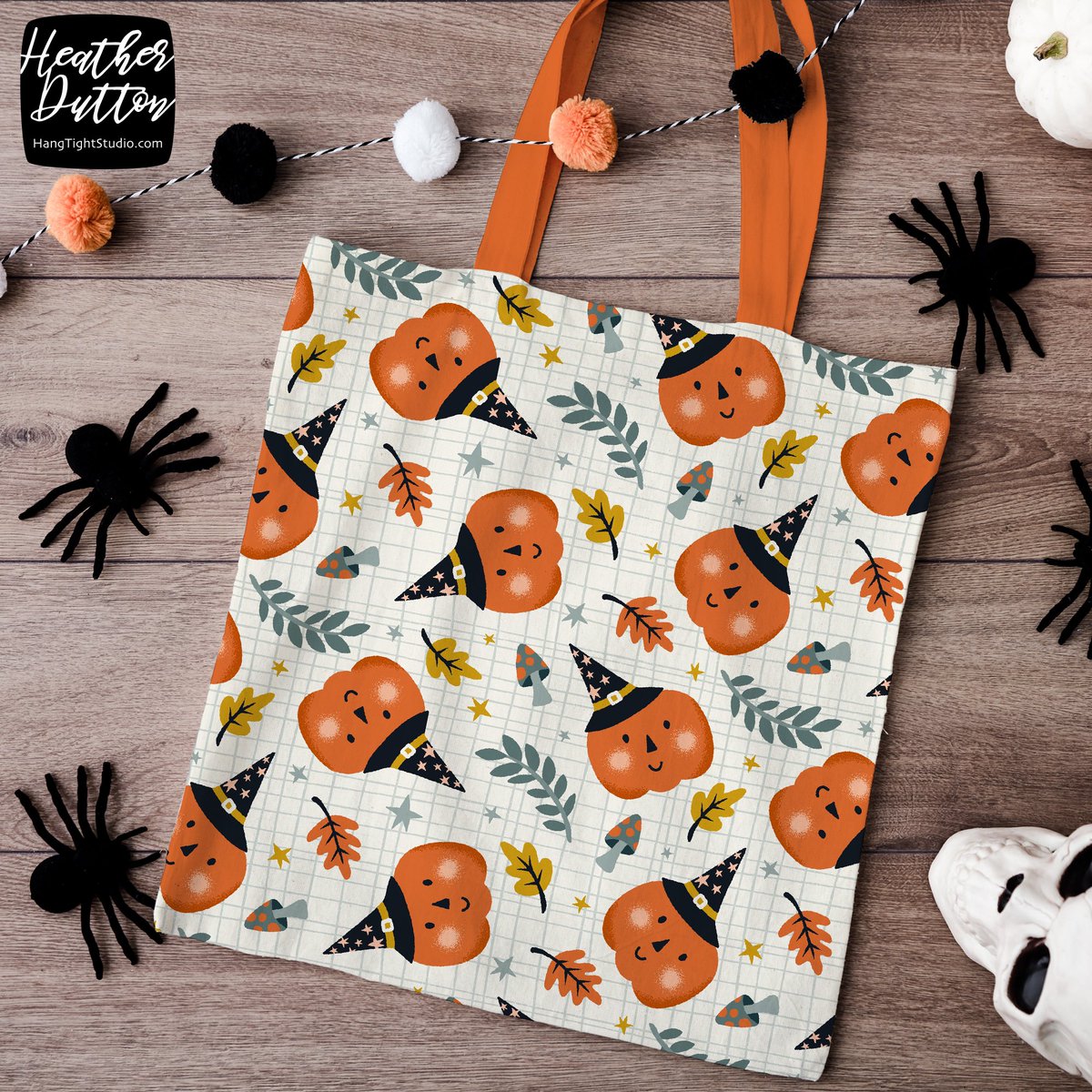 Pumpkin Patch Party 🎃 I’m soooo excited that the spooky season is coming soon! bit.ly/3MJAnRZ

#patterndesigner #patterndesign #surfacedesign #surfacepattern #artlicensing #halloweenfabric #halloween