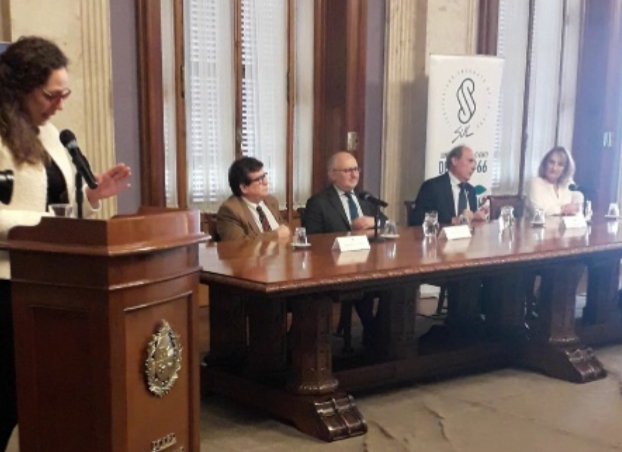 SUL_uy's tweet photo. 🐑 🧶 🇺🇾  El Uruguay Lanero se declaró como Patrimonio Cultural de la Nación, proyecto realizado en conjunto con @Patrimonio_Uy durante tres años.

✅ Al acto asistieron autoridades nacionales, así como representantes de toda la cadena lanera de distintos puntos del país. 🧶  ♻️ https://t.co/gYfNhhYF8F