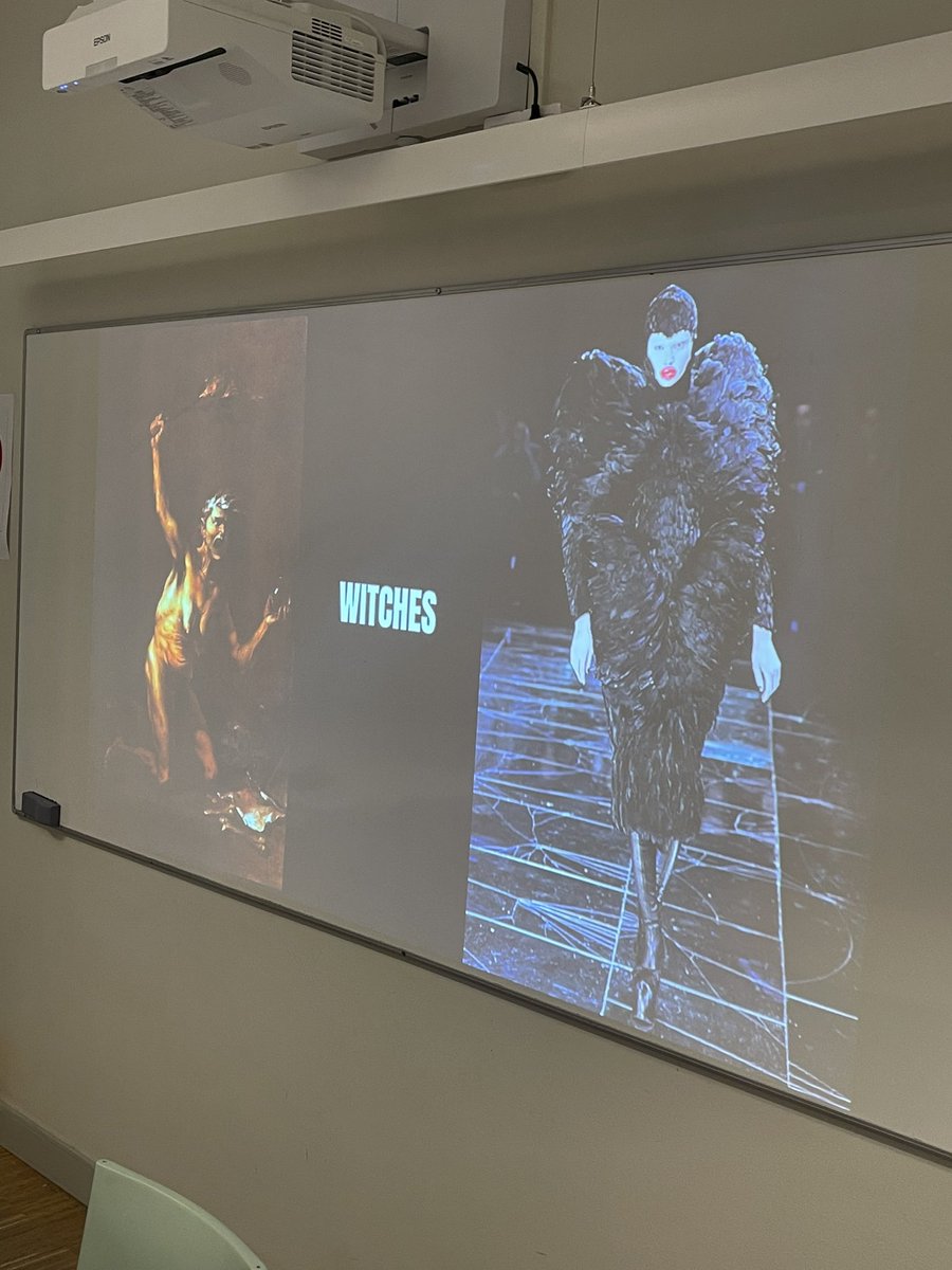 Time to teach:
History of art, fashion and witches.

#fashionblogger #art #Fashionhistory