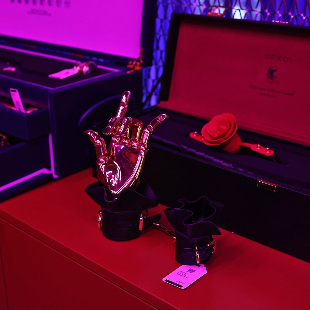 ✦ 성인상점 다락 𝐃𝐚𝐫𝐚𝐤 ✦
• 송파구 올림픽로 360, 1층 / 02-425-1510
• 14:00 - 23:00 / 연중무휴
• 온라인 몰)) daraklab.com
• 회원가입만 해도 체험용 성인용품 증정
• 트위터 이벤트 : 방문후기 작성 시 성인용품 증정
>> 타래에 더 많은 사진 <<