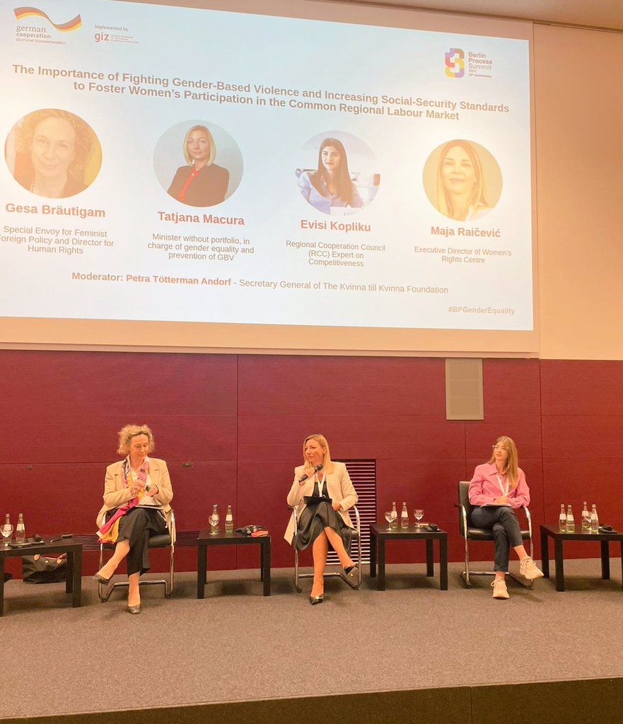 evisikopliku's tweet photo. #genderequality Forum 📌Berlin
🤝Reps. from CSOs, regional organizations, Mayors &amp; MPs
⚪ Focus on #genderequality 4 
 #regionalcooperation &amp;  #EUintegration
📈 interest on #genderequality in the #BerlinProcess
✍🏻 important recommendations
#BPgenderequality @rccint @giz_gmbh https://t.co/mMbga36GJg