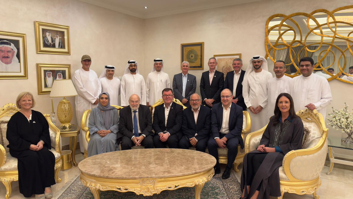 David Grieve (@profdavidgrieve) on Twitter photo Travelling home with <a href="/MHLSQUB/">QUB MHLS Faculty</a> after a fantastic few days meeting friends and colleagues <a href="/MBRUniversity/">MBRU</a> and <a href="/DubaiHealthae/">Dubai Health</a> to welcome new students and discuss our ongoing and future partnership. Thank you <a href="/DrAmerSharif/">Amer Sharif</a> for your generous hospitality. Travelling home with <a href="/MHLSQUB/">QUB MHLS Faculty</a> after a fantastic few days meeting friends and colleagues <a href="/MBRUniversity/">MBRU</a> and <a href="/DubaiHealthae/">Dubai Health</a> to welcome new students and discuss our ongoing and future partnership. Thank you <a href="/DrAmerSharif/">Amer Sharif</a> for your generous hospitality.