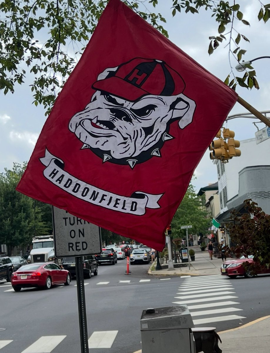 Week 4! Flags are out = Your Bulldogs are Home! 7pm kickoff vs. Seneca! TWW!