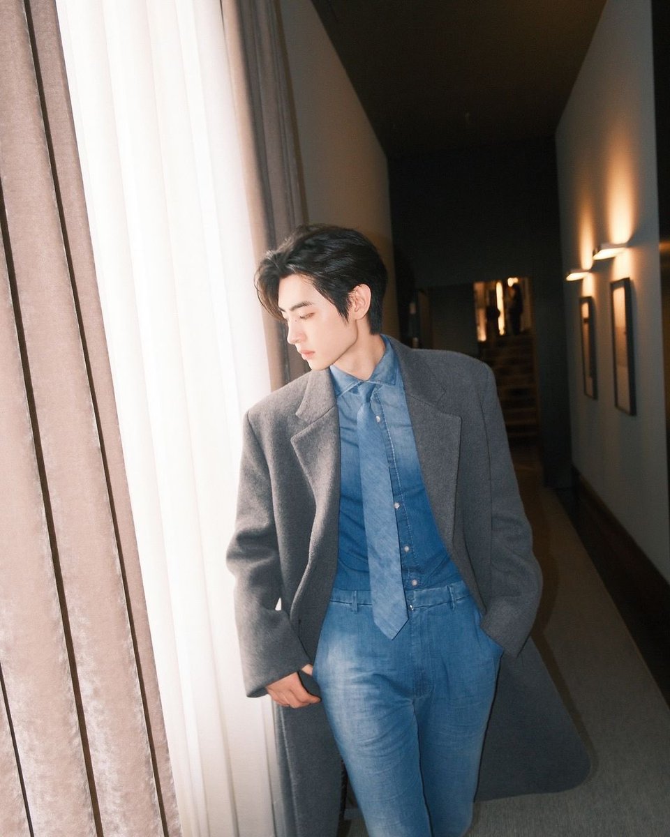 [INSTAGRAM] 240920

"🖤 @prada #SUNGHOON
#PradaSS25
#ENHYPENxPrada #PradaxENHYPEN
#MiucciaPrada
#RafSimons"

(1/2)

<a href="/ENHYPEN_members/">ENHYPEN</a> <a href="/ENHYPEN/">ENHYPEN OFFICIAL</a> #ENHYPEN #엔하이픈