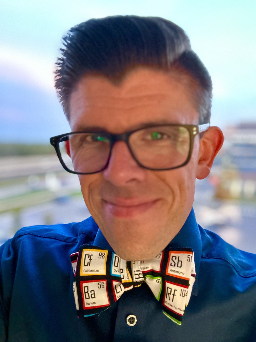 realbowtiedoc's tweet photo. Another #FunTieFriday on #BowTieFriday. I wear this tie periodically and only when I'm in my element. Whats your favorite Dad joke?
@tomleblancMD
@stephjantzen
@zachradcliffphd
@TheRealDSrini
@kmody29
@JamesFanWu
@CliffCruz14
@JasAWebb
@bovanhook
@JVentoMD
@glicklab https://t.co/pTg1cZCgfB
