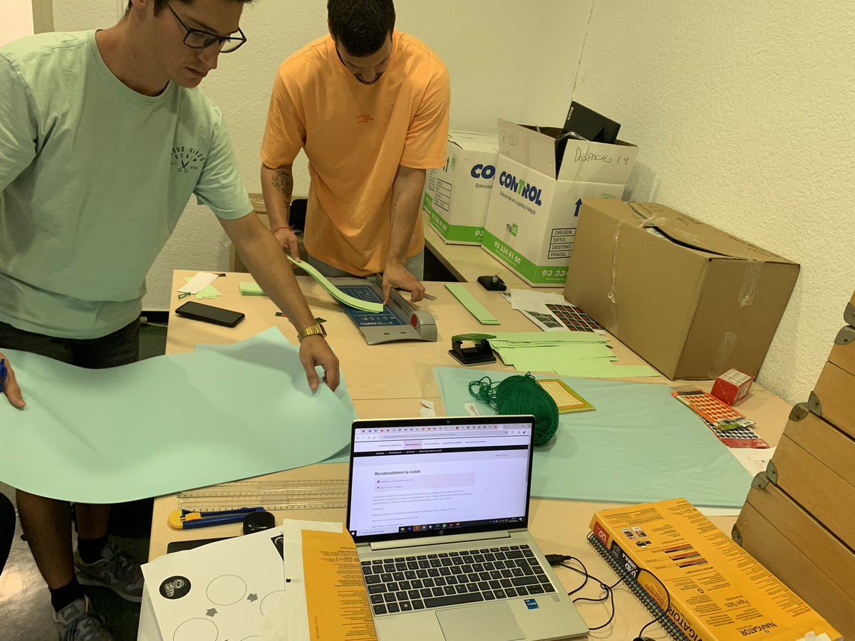 Ja estem organitzant el taller “Renaturalitzem la ciutat”, per a la Nit de la Recerca TGN 2024. Us hi esperem a Corsini divendres 27!! <a href="/cienciaURV/">ComCiència URV</a> <a href="/mediambientURV/">mediambientURV</a> <a href="/bioquimicaURV/">Bioquímica URV</a> <a href="/universitatURV/">Universitat Rovira i Virgili</a>