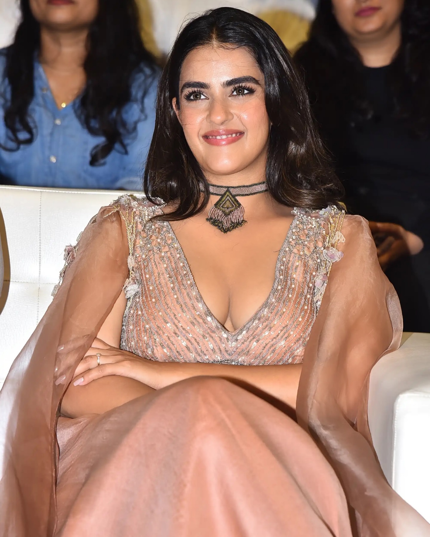 GX6qzE2aUAEHlrT?format=jpg&name=large