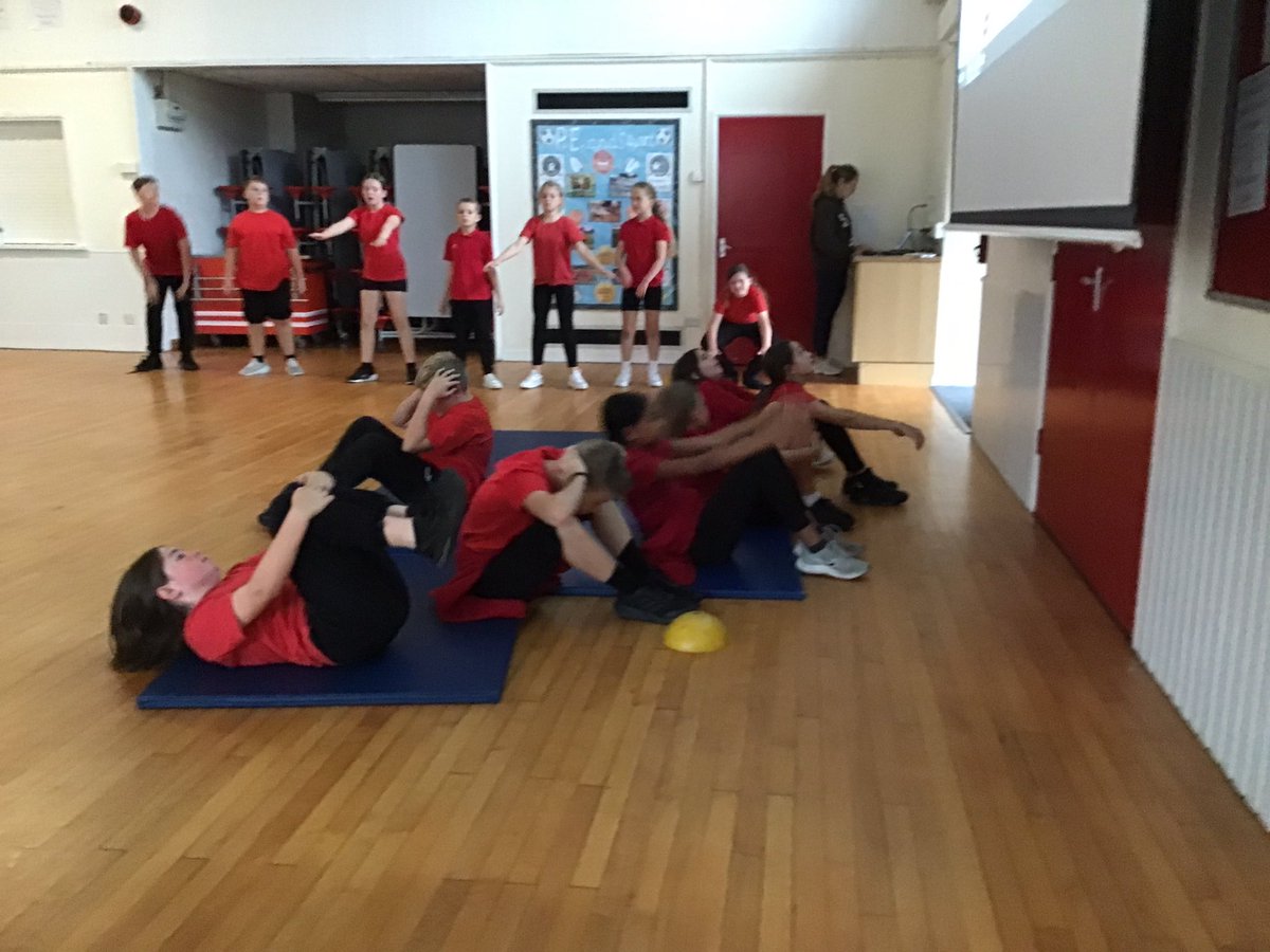 Y6 enjoyed their Gym-fit Circuit training this morning. 

We made links with our current science topic (the circulatory system) and discussed perspiration, respiration and why our heart rate increases with exercise. #Y6PECCPS #selfbeliefCCPS