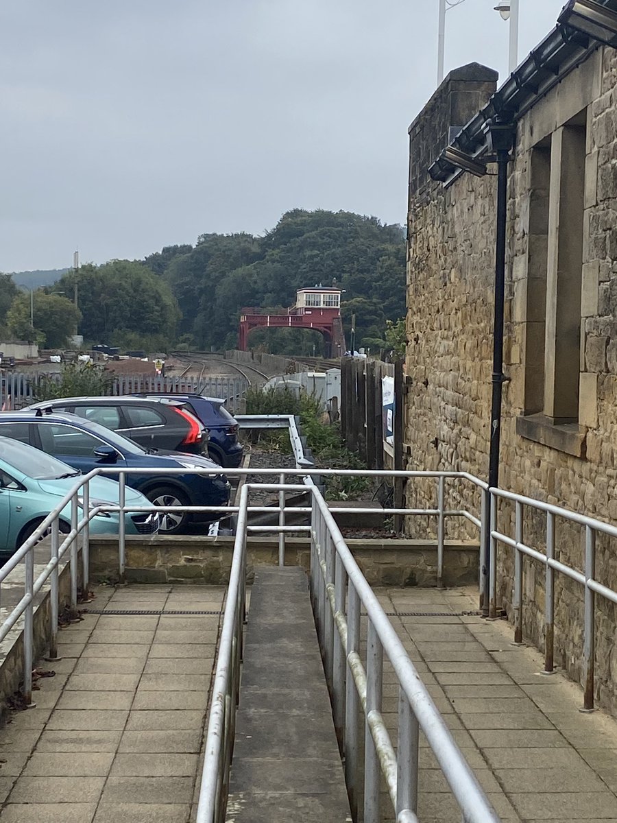 Guard_Ean's tweet image. Little teaser today while I’m out in my travels, anyone recognise this fine and still in use signal box? #signalbox #railway #sprinter #guard